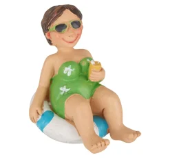 Bade-Urlauberin im Schwimmreif