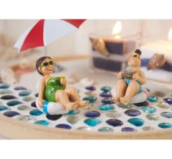 Bade-Urlauberin im Schwimmreif